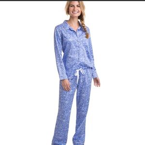 Adorable & Soft Island print Vineyard Vines pajama set